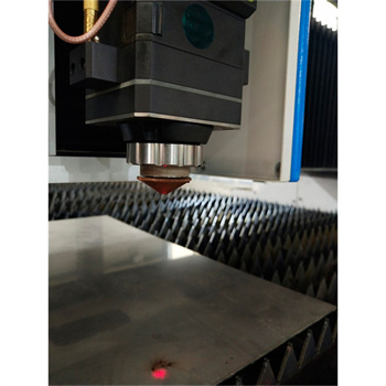 CNC ласерско производство 400w 500w 1000w 2000w Машина за ласерско сечење со заштитени метални влакна
