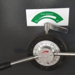 Како да се прилагоди јазот на сечилото на хидрауличната машина за стрижење